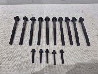 Cylinder Head Bolt Set